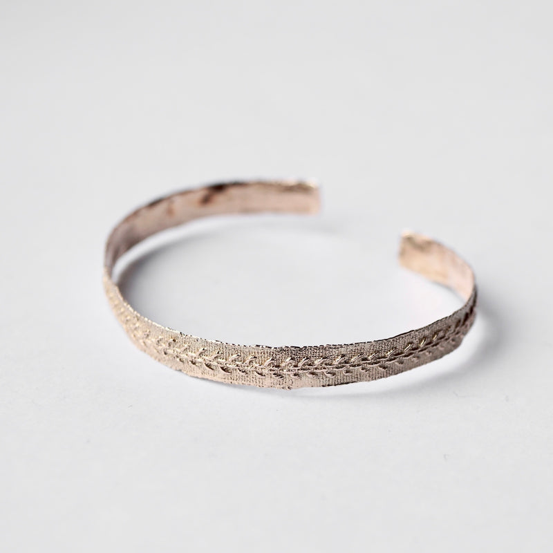 emme / K10 antique lace bangle B002（ORO4002）