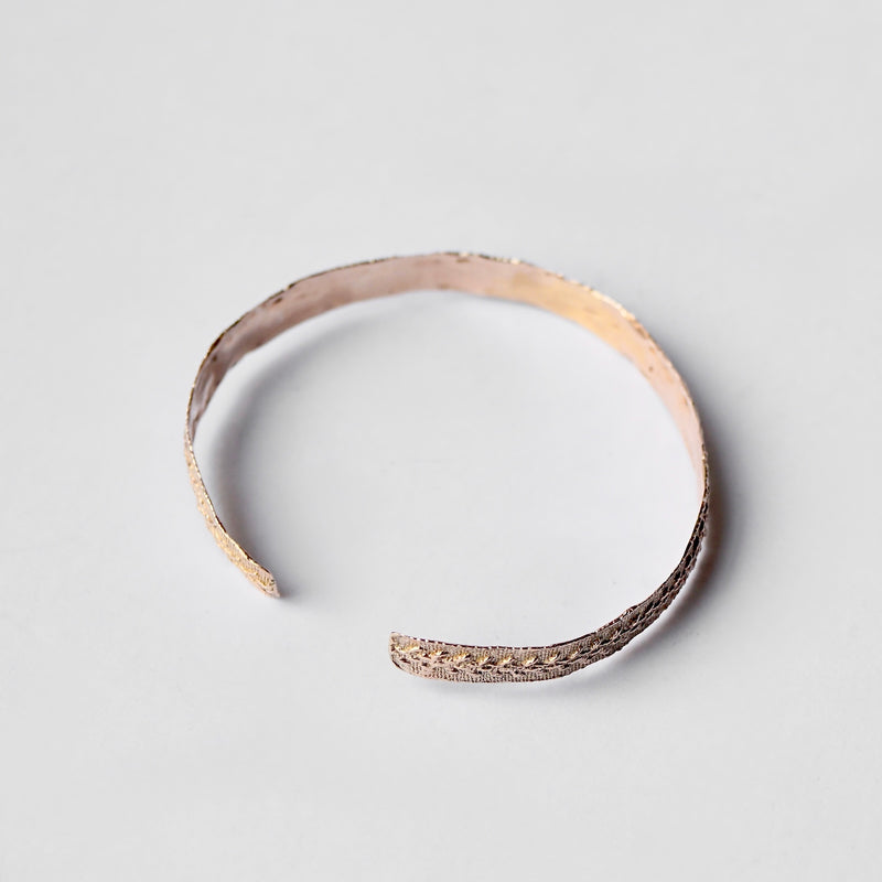 emme / K10 antique lace bangle B002（ORO4002）
