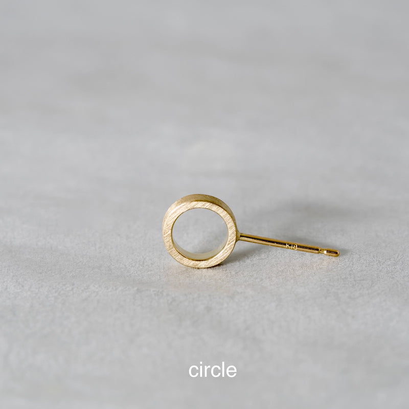 comado/outline pierce (for one ear)