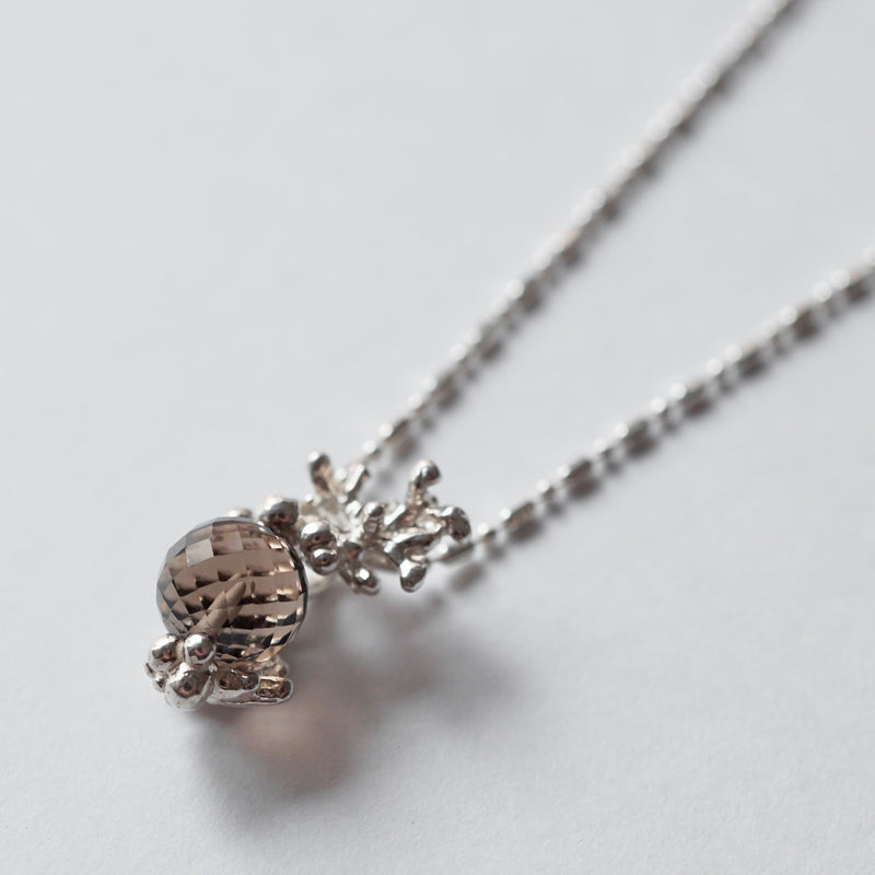 cocoon / "sea lucky charm" necklace smoky quartz