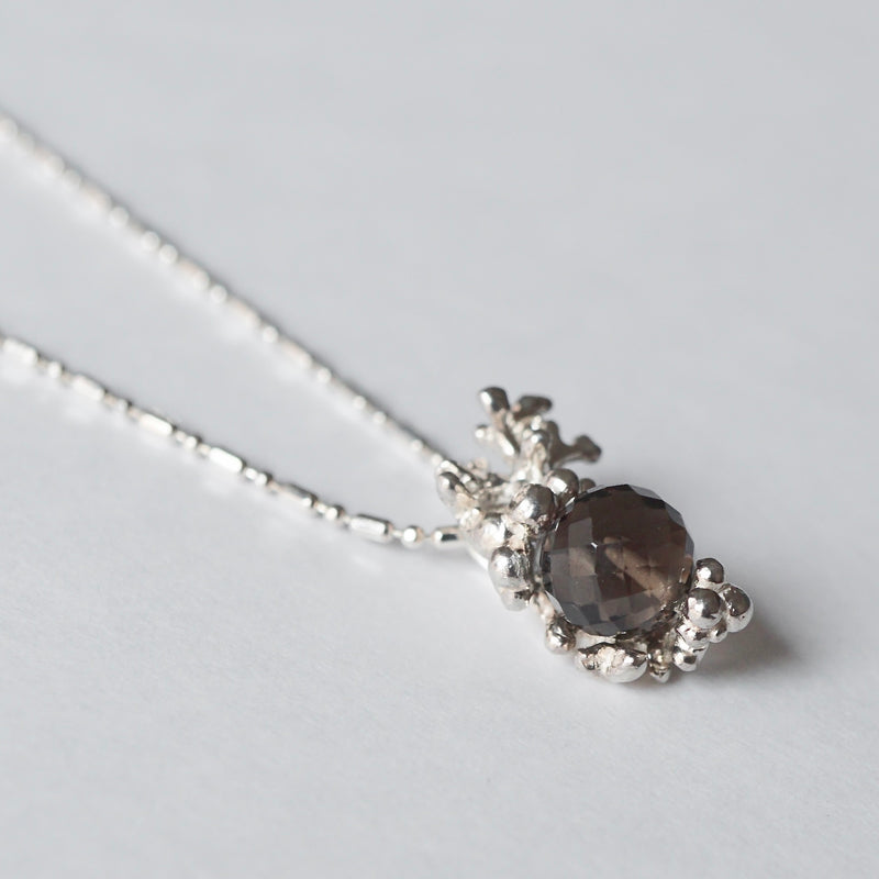 cocoon / "sea lucky charm" necklace smoky quartz