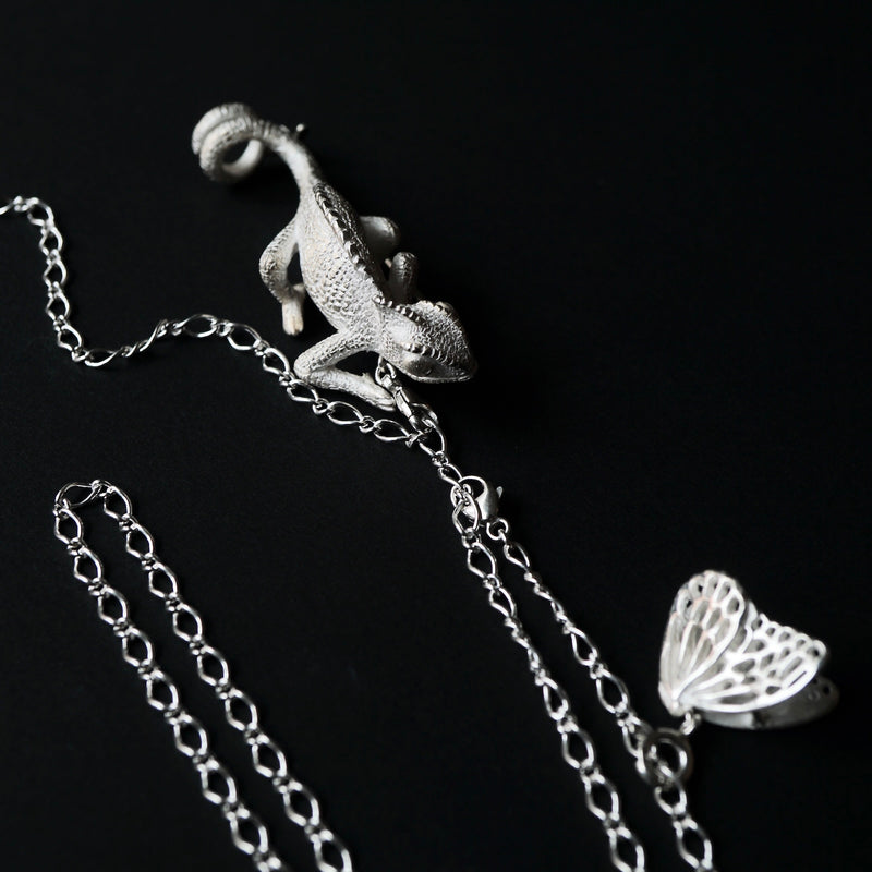 cocoon / Chameleon & Asagi necklace