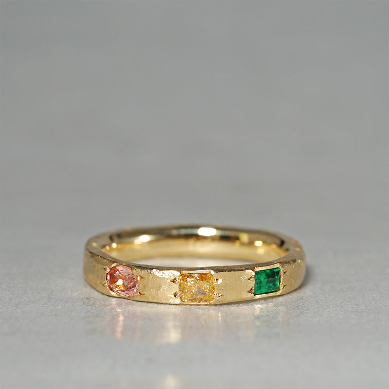 [-12/28 Limited] GICLAT / Camino 3stones [K18YG x Padparadscha Sapphire x Yellow Dia x Emerald]