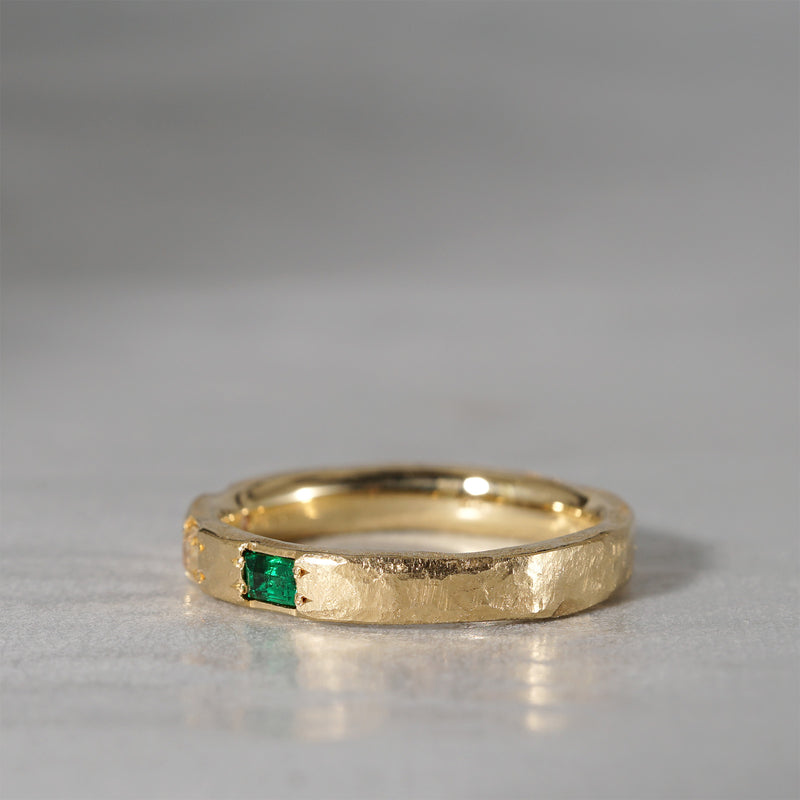 [-12/28 Limited] GICLAT / Camino 3stones [K18YG x Padparadscha Sapphire x Yellow Dia x Emerald]