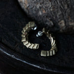wada maki / 時の重なりピアス brass