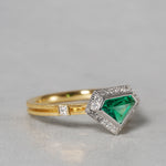 [5/3-5/25 Limited time only] 19un-neuf / Tsukinomichi Ring Emerald CR43115