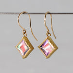 bohem x Takaoka Lacquerware x Fuligoshed / Mother-of-pearl earrings C (bhm-69P)