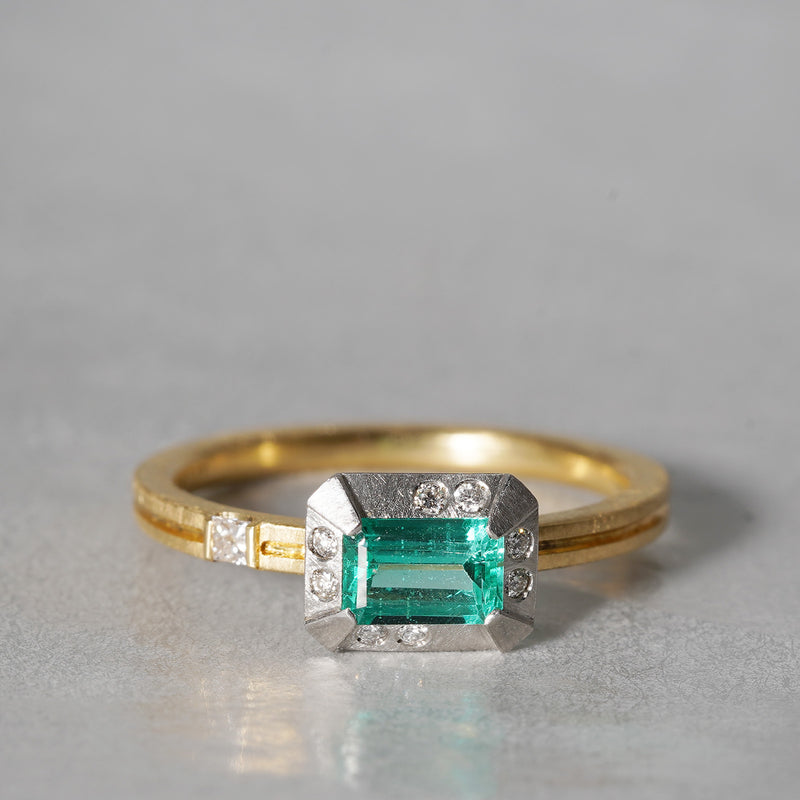 [5/3-5/25 Limited time only] 19un-neuf / Tsukinomichi Ring Emerald CR0611