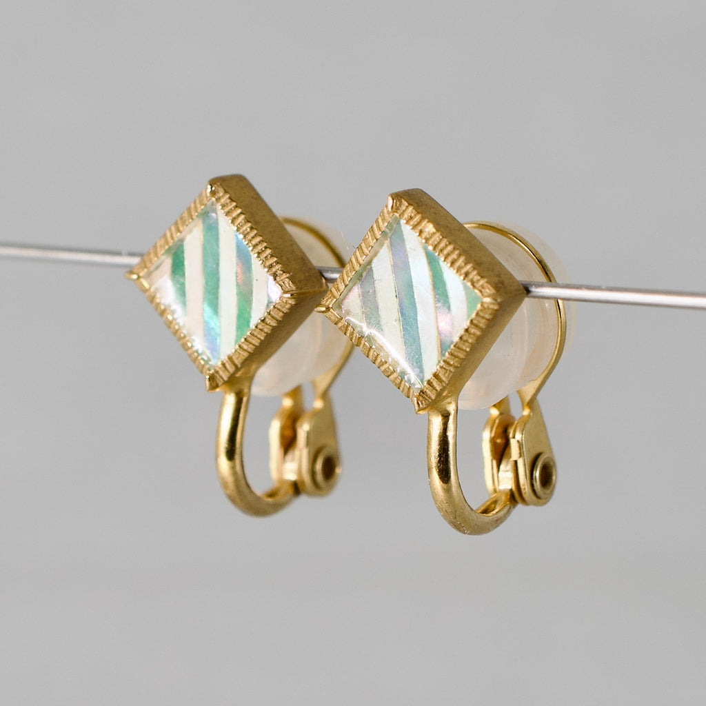bohem x Takaoka Lacquerware x Fuligoshed / Mother-of-pearl earrings E (bom-69E)