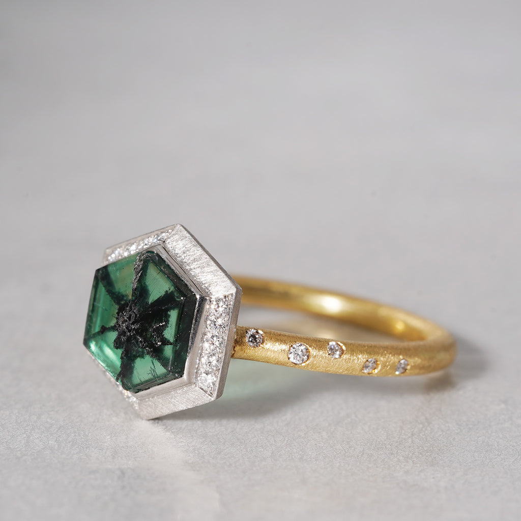 [5/3-5/25 Limited time only] 19un-neuf / Bohemian Ring Emerald CR04212