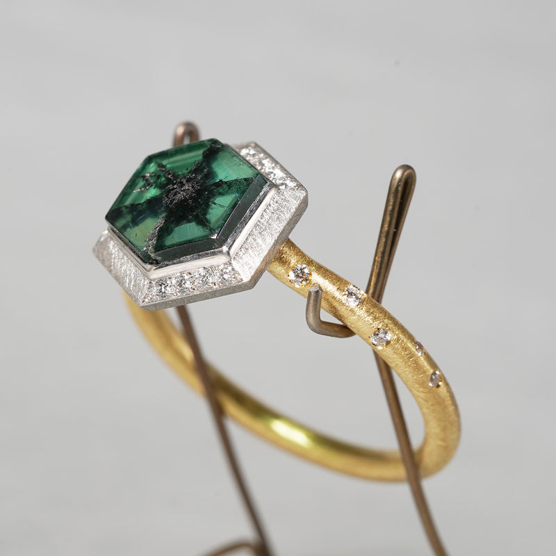 [5/3-5/25 Limited time only] 19un-neuf / Bohemian Ring Emerald CR04212