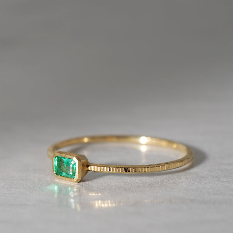 【-12/28 期間限定】GICLAT /  K18YG  Emerald　GLR538