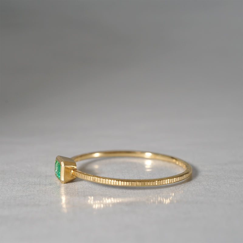 【-12/28 期間限定】GICLAT /  K18YG  Emerald　GLR538