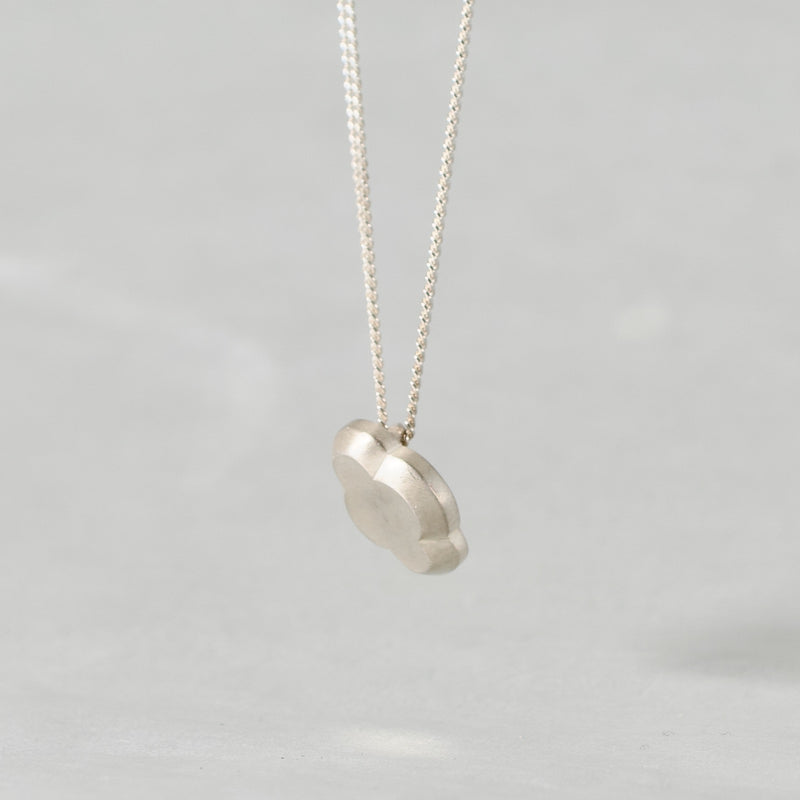 MAKIAMI / FACET Necklace Clover