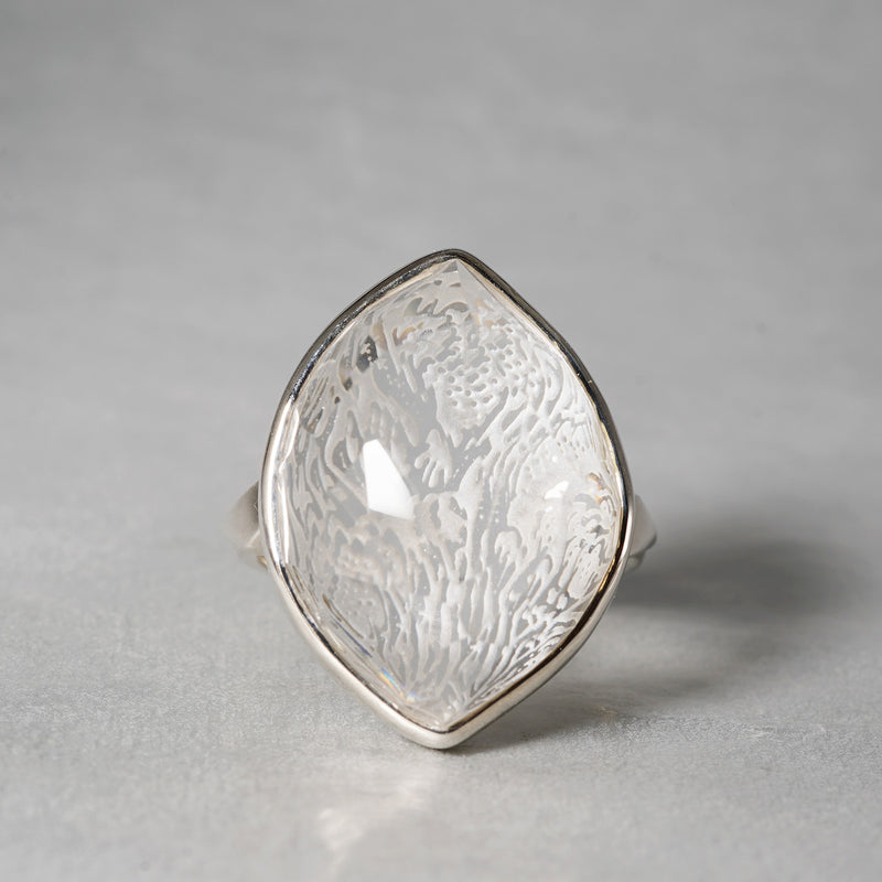 MOEMI SUGIMURA / Back Carving Quartz Ring RGCN24-ID223