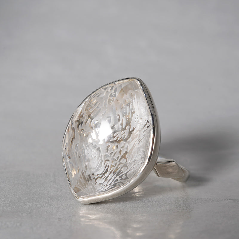 MOEMI SUGIMURA / Back Carving Quartz Ring RGCN24-ID223