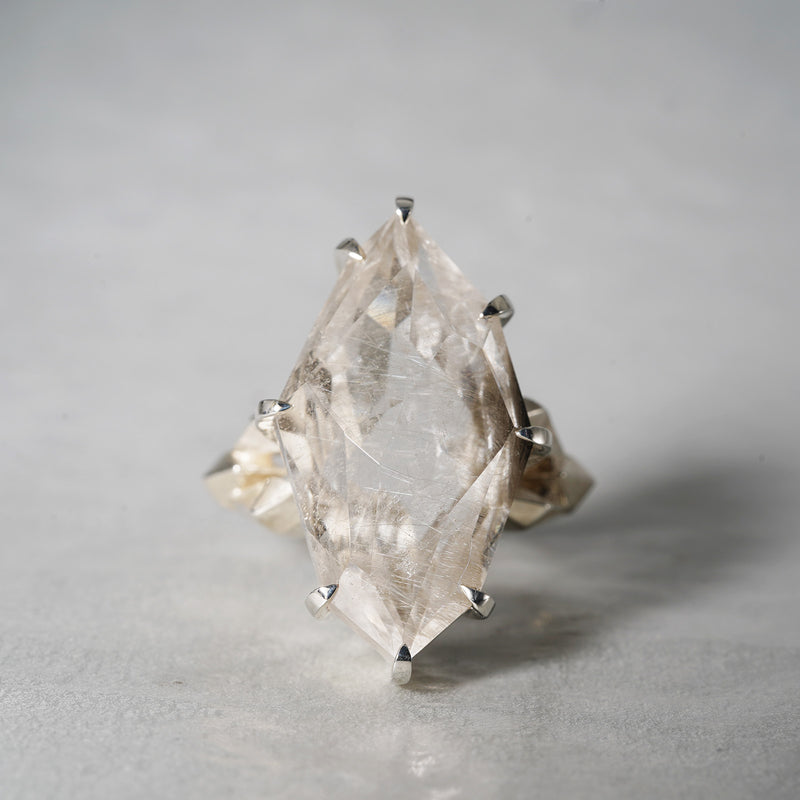 MOEMI SUGIMURA / Platinum Narcil Quartz Ring RGCN25-ID254