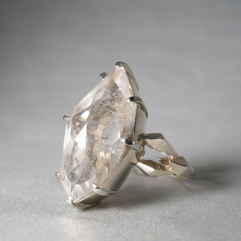 MOEMI SUGIMURA / Platinum Narcil Quartz Ring RGCN25-ID254