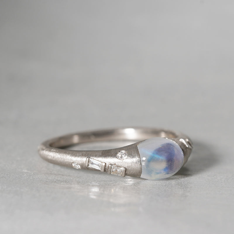 [5/3-5/25 Limited time only] 19un-neuf / Handsome Ring WhiteLabradorite CR03712