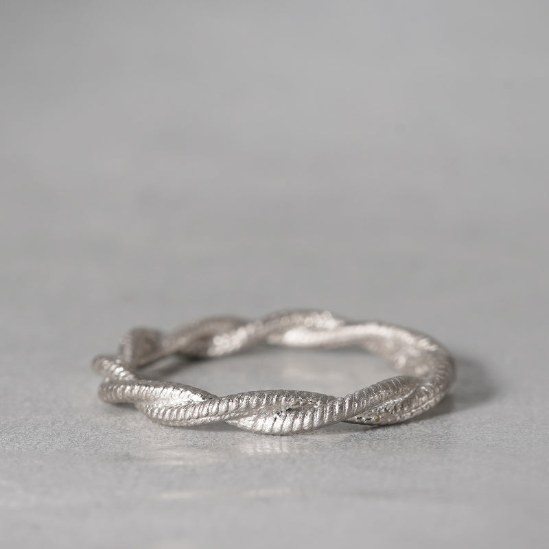 【5/3-5/25 期間限定】19un-neuf / IVY Ring Pt LR18185