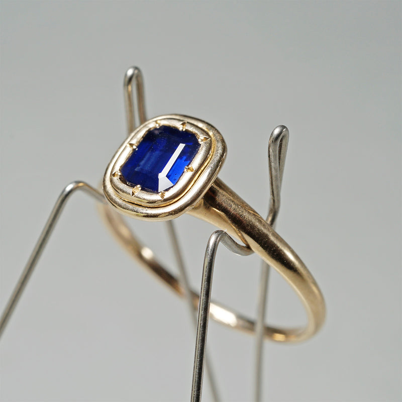 タツオナガハタ　tatsuo nagahata サファイア　テーパーカット 12/28 期間限定】tatsuo nagahata / ブルーサファイアリング (LM7255