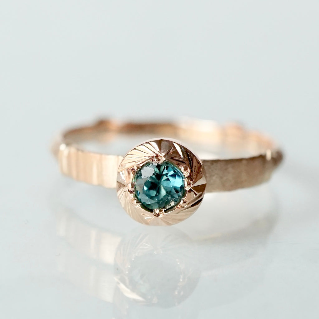 GERMEDEUR スフェーン モンタナサファイア K10 リング GERMEDEUR / Monad Gold Weaving Signet Ring 非加熱サファイア