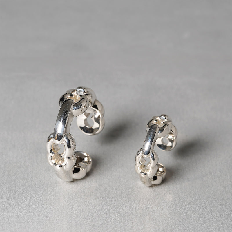 GIFTED / LINKED IMPLOSION EAR CUFF_S_SV / M_SV（受注生産）