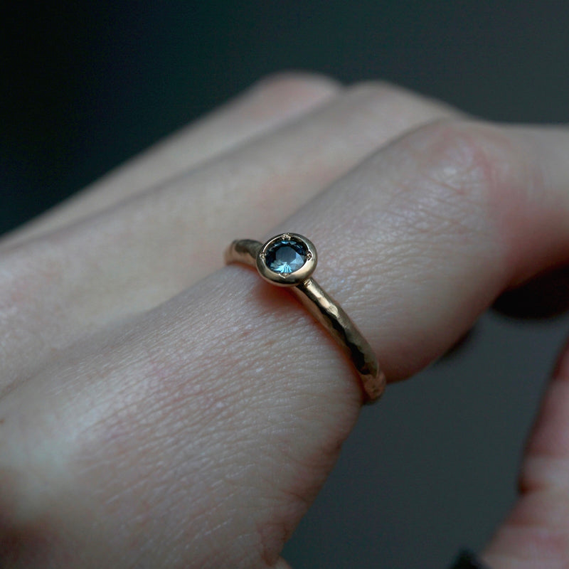 GERMEDEUR / Color Stone Ring サファリン – Fuligo / Fuligoshed
