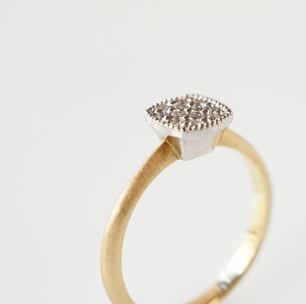 YES 婚約指輪  Square pave ring