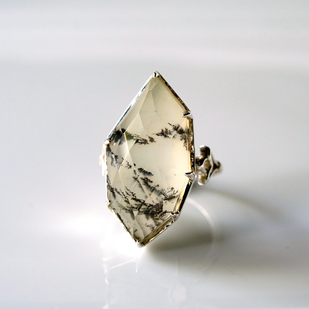 MOEMI SUGIMURA / Rutile Quartz K10YG