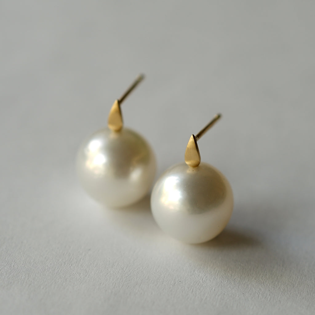 ODA (Oda) South Sea Pearl Pierce