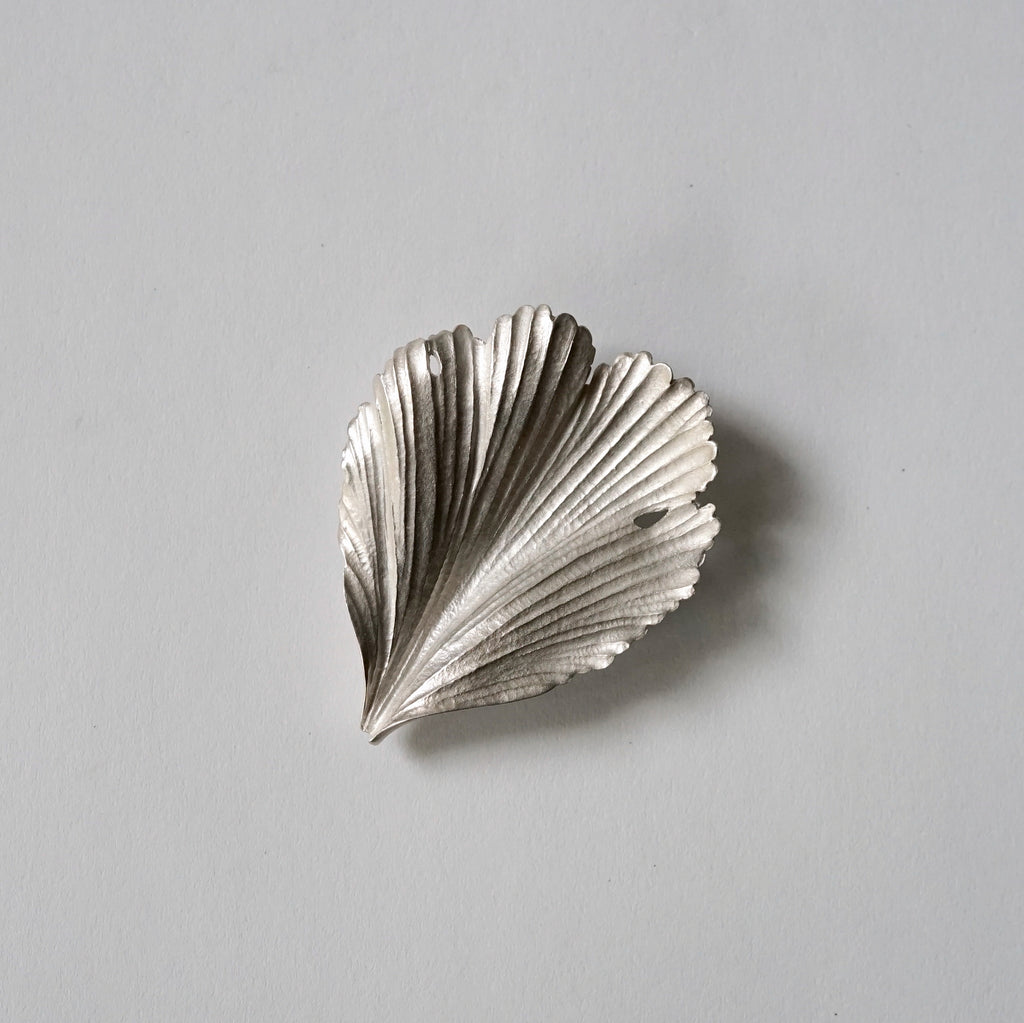 【-10/14 期間限定】WATARU YAMAZAKI / Peony Brooch