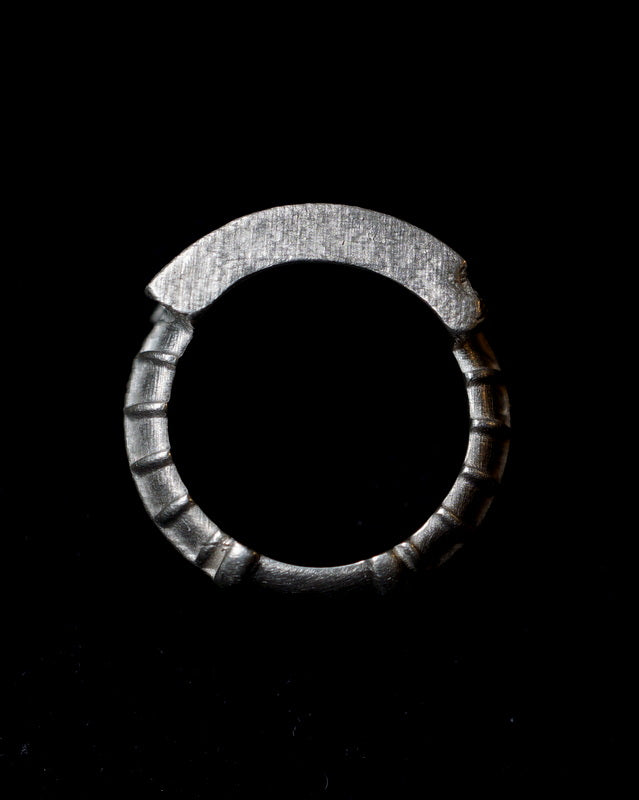 kagari yusuke × GIFTED / wall crack ring （rebar×silver）