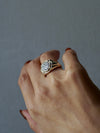 YES / SIGNET PAVE RING_Square