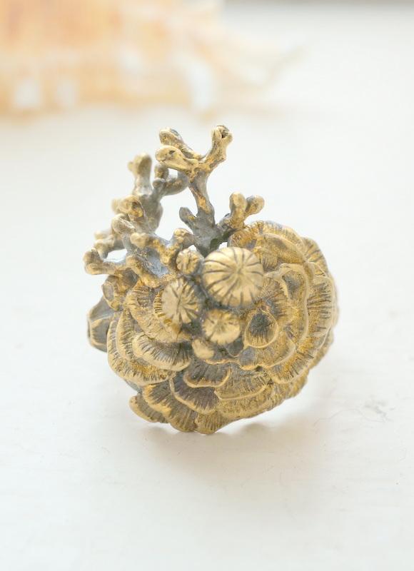 COCOON Coral Ring Brass