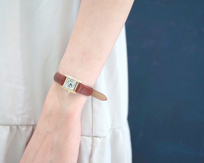 Fleur / F003 Square Face Quartz Leather Belt