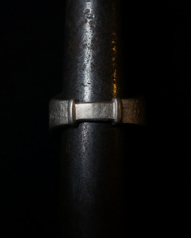 kagari yusuke × GIFTED / wall crack ring （stamp×silver）