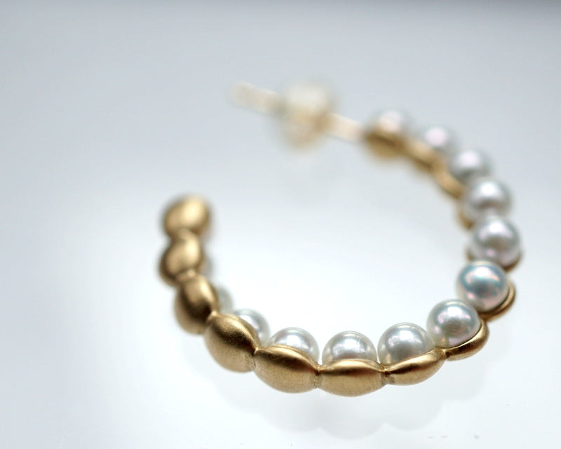 GICLAT / K18YG　月の満ち欠け　ピアス