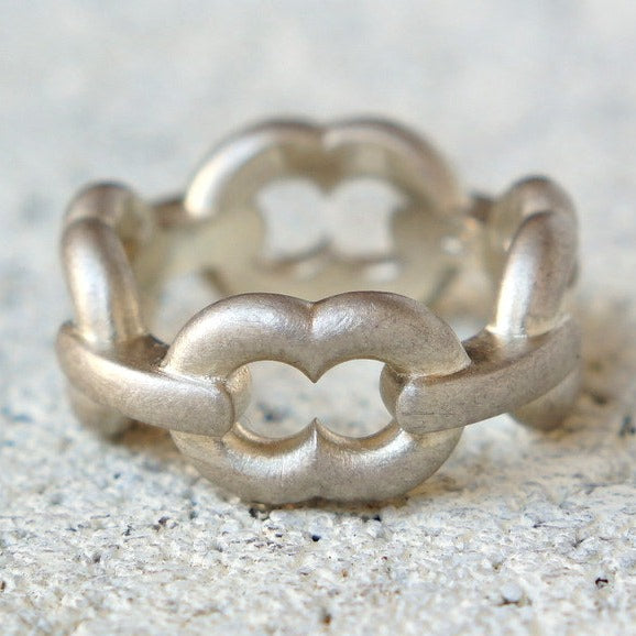 GIFTED / 4LINKED IMPLOSION CHAIN RING SV