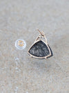 HAVITAS tri-cut gem pierce Black rutile quartz K10 片耳