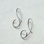 revie objects /〈LINKING〉wind earcuff GLD/SV