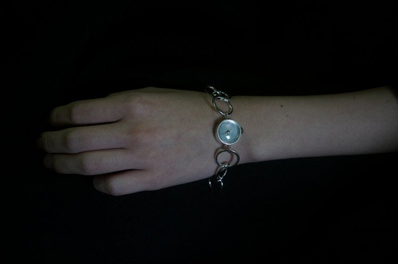 nejicommu / connect HOLD (Silver）