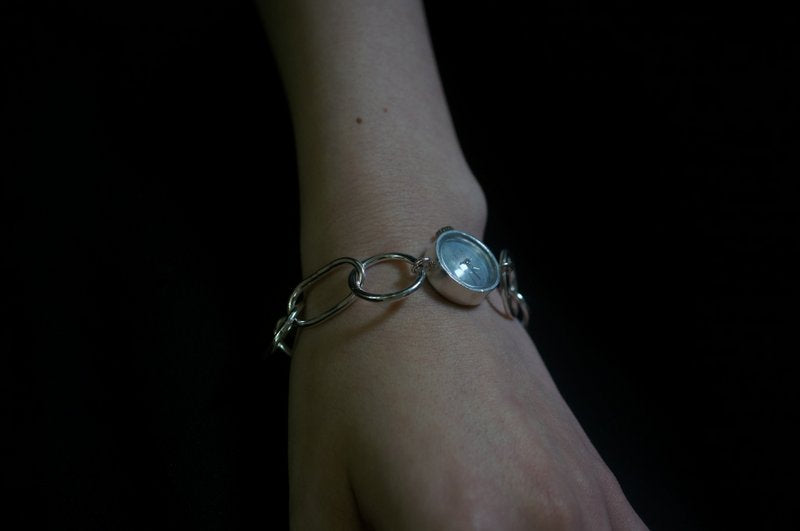 nejicommu / connect HOLD (Silver）