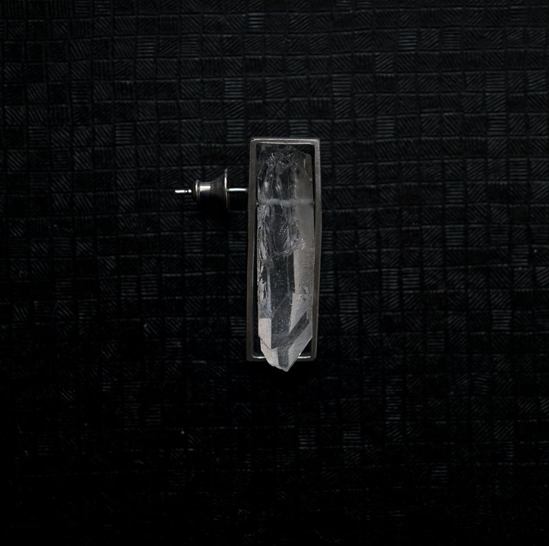 revie objects /〈INSIDE〉quartz earring（IN2-01/03）