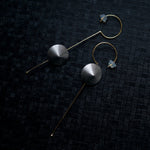 revie objects /〈PYRAMID〉turning earrings（PY2-07）