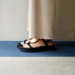 _Fot / plywood volume sandals