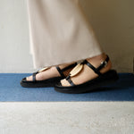 _Fot / plywood volume sandals