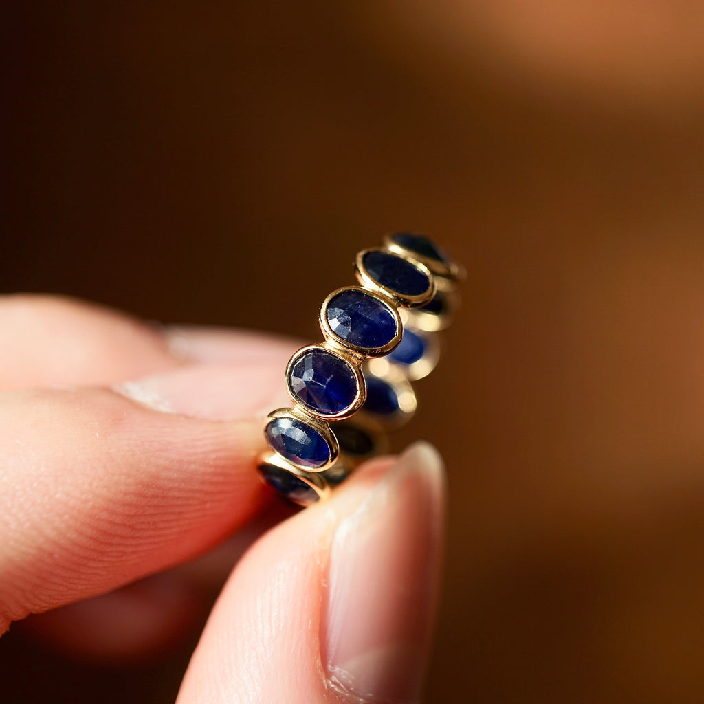 K18 BLUE SAPPHIRE ETERNITY RING / 12