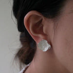 Fillyjonk Silva Moon Earrings 12 minutes White Bloom WH