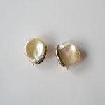 ODA / keshi freshwater pearl pierced earring until 9/25